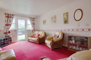 Lounge/Diner- click for photo gallery